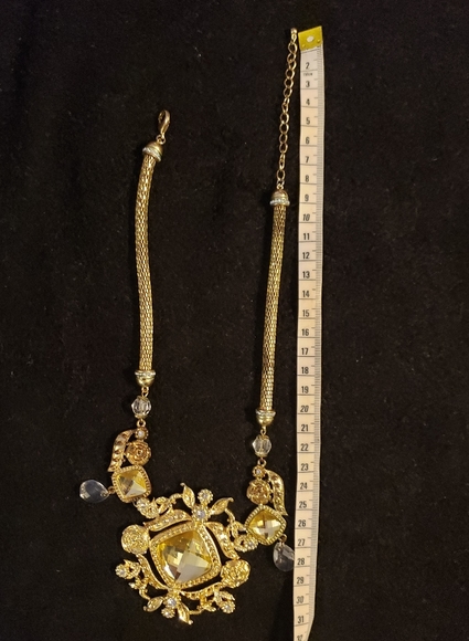 Vinrage Necklace - Picture 10 of 10